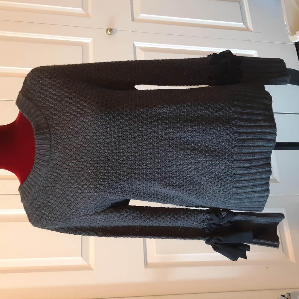 Indigo Rose Gray Knit Sweater - M